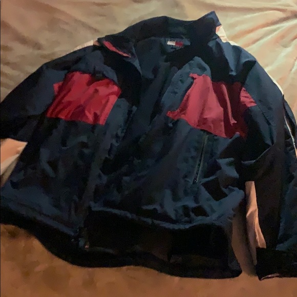 Suit size are X- Large..Nike Air 200$ - Picture 5 of 6